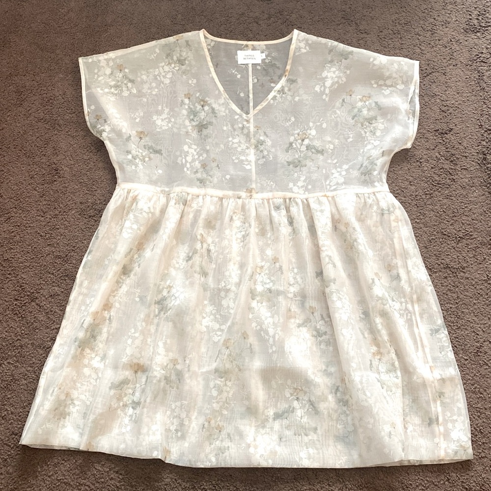 NWOT- Things between dress L